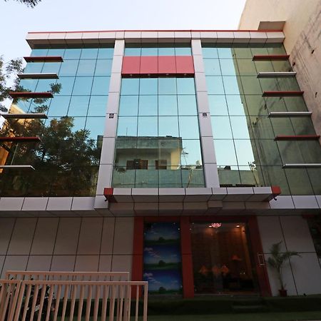 Hotel O Cloud 뉴델리 외부 사진